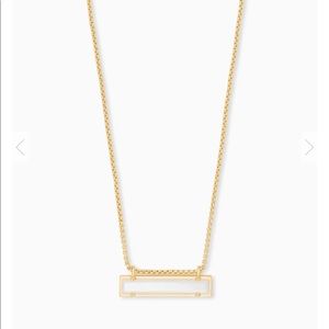 Kendra Scott Leanne Gold necklace